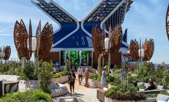 The Resort Deck on Edge Series