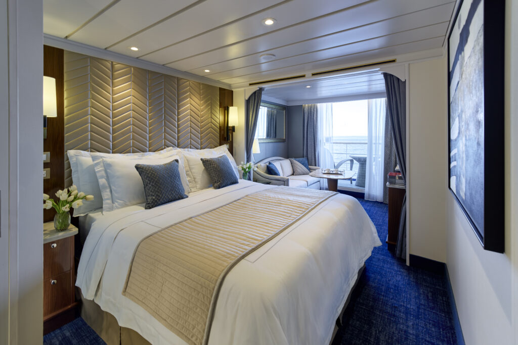 Deluxe Veranda Suite