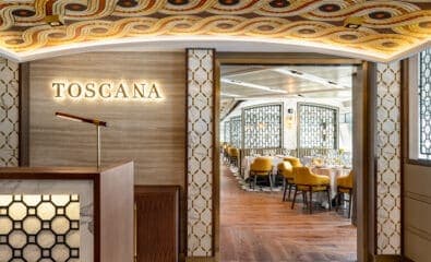 Oceania Vista suite balcony