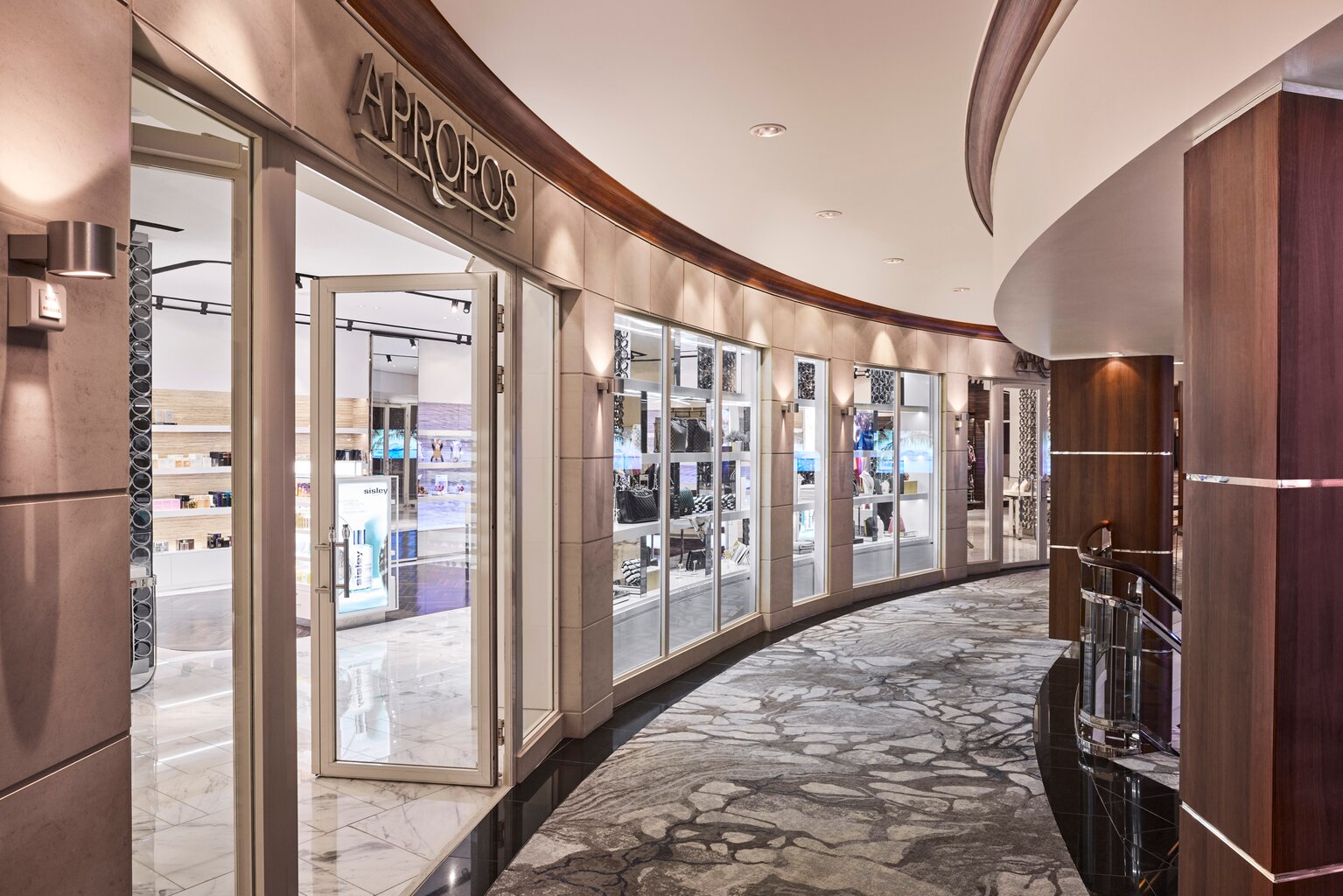 Apropos & Facets Onboard Shopping