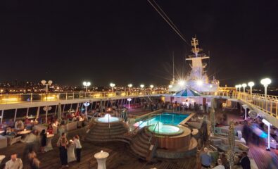 Chrystal Serenity, Pool Deck